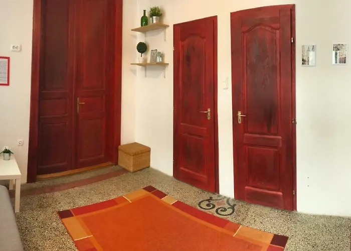 Rudolf House Apartment *