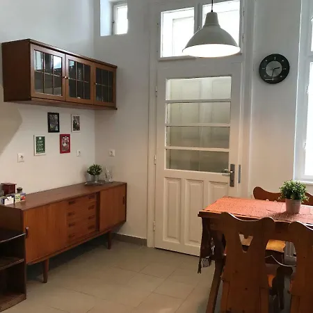 Rudolf House Appartement *